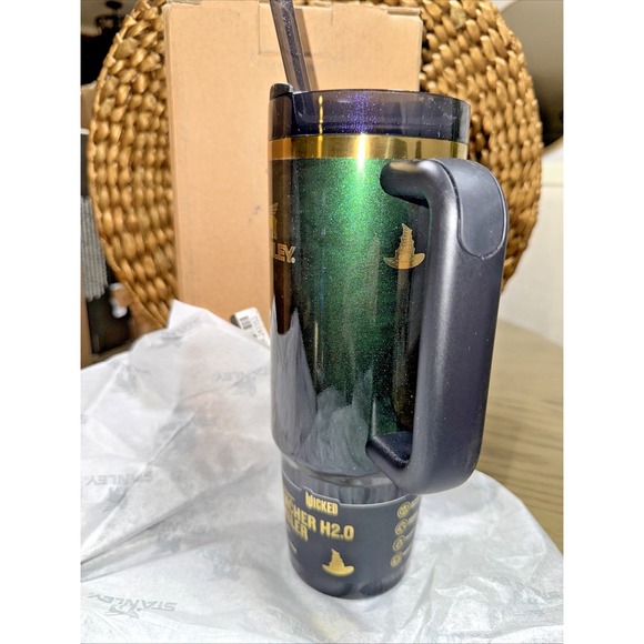 Wicked x Stanley ELPHABA- 30oz NWT - Picture 4 of 8
